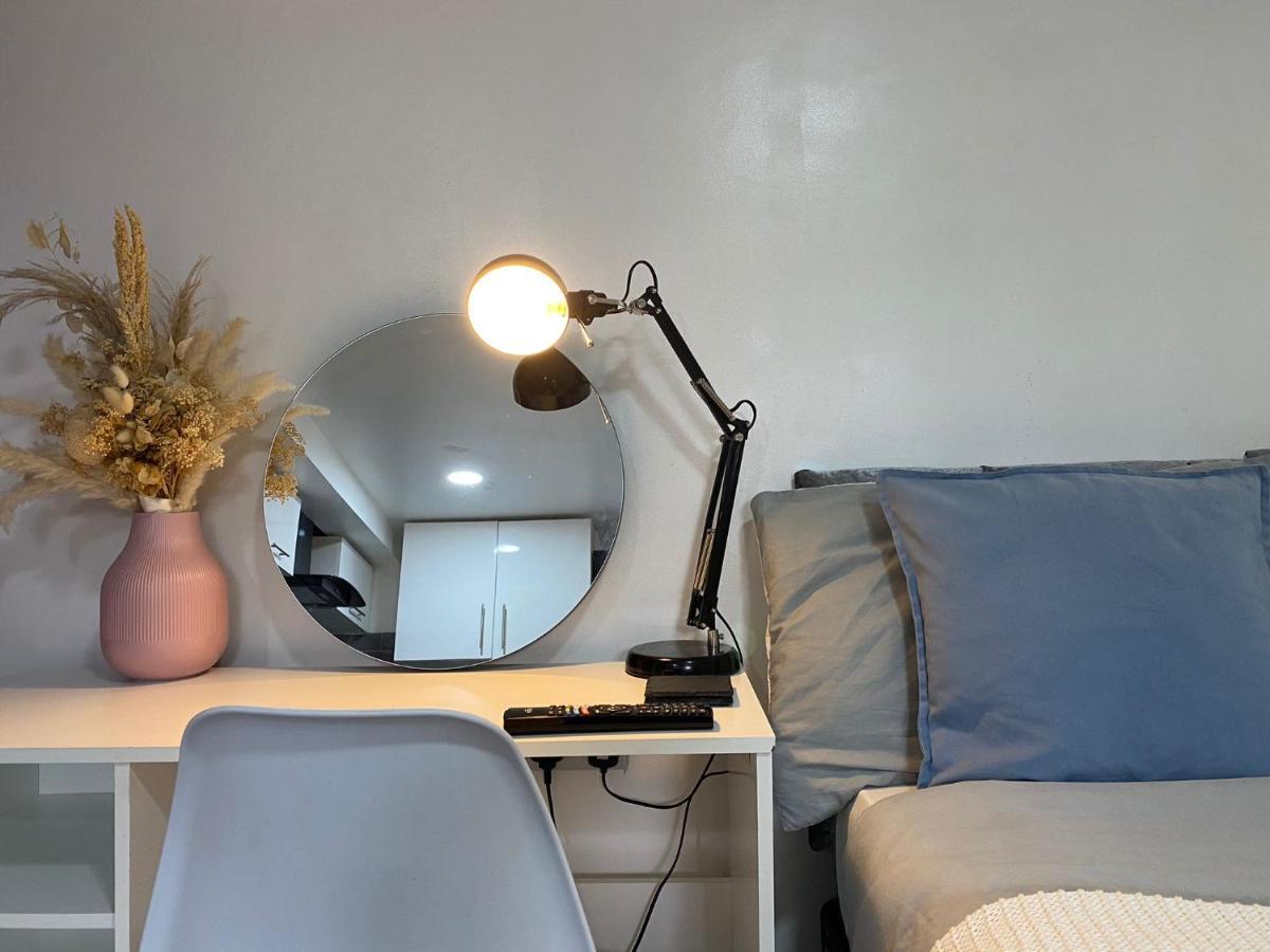 Charming, Cosy Hideaway With Free Wifi, Parking Appartement *